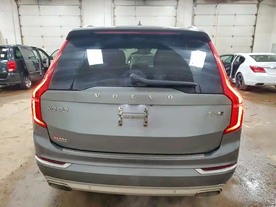 YV4A22PL9K1441369 2019 VOLVO XC90-5