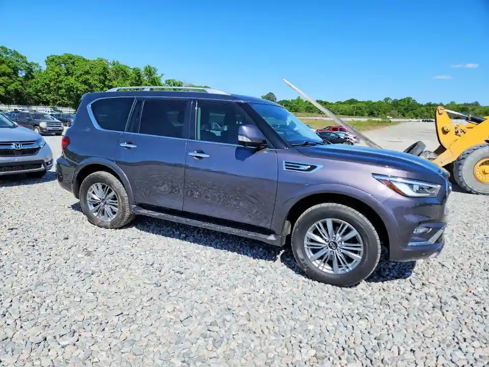 JN8AZ2AF9P9756042 2023 INFINITI QX80-3
