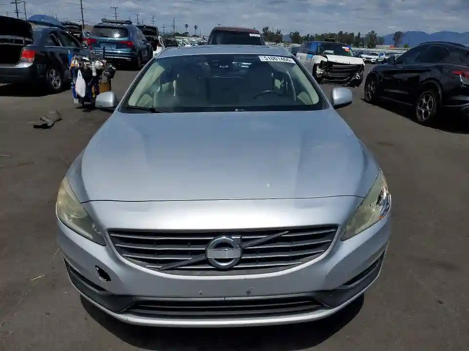 YV140MEB9F1190669 2015 VOLVO V60-4