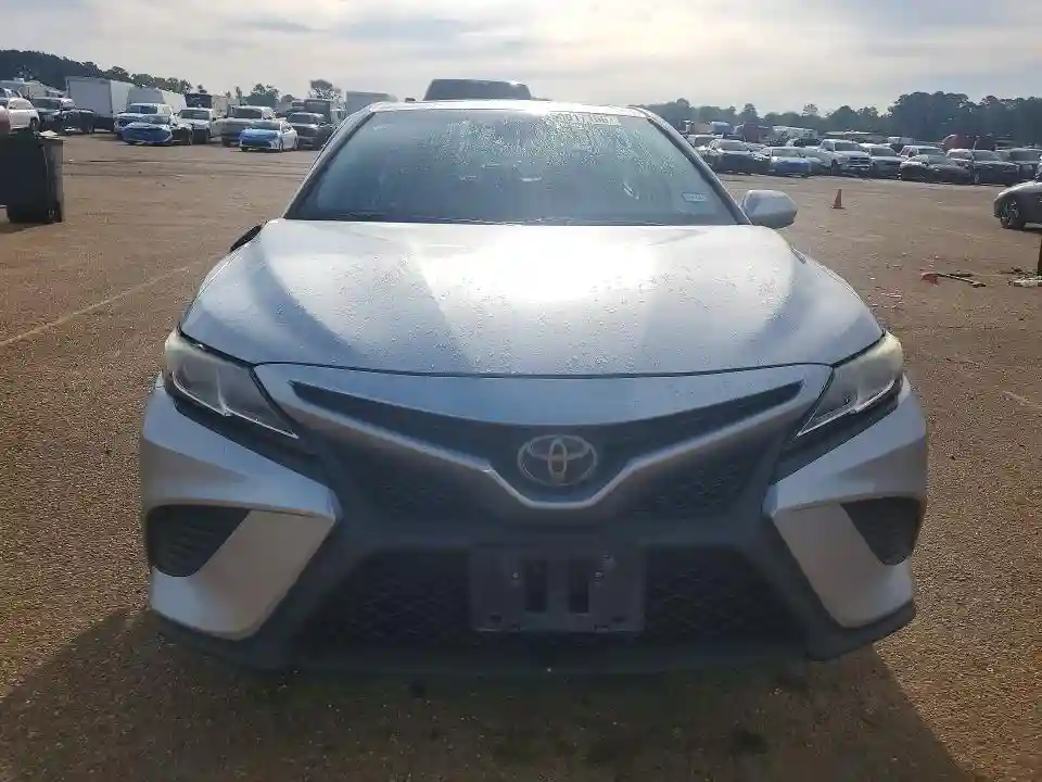 4T1G11AK5LU891879 2020 TOYOTA CAMRY-4