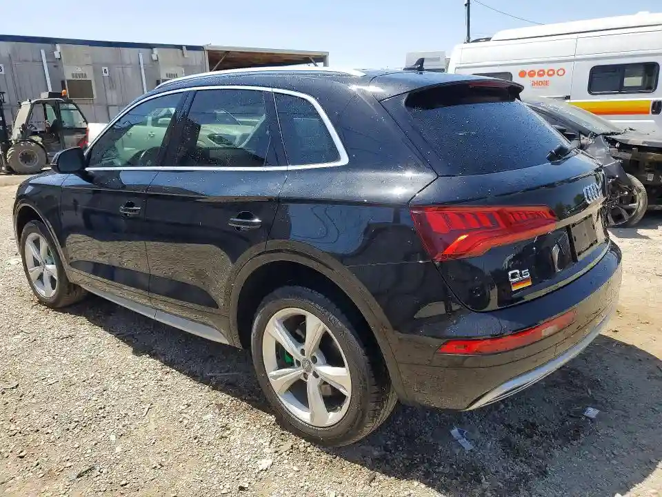 WA1ANAFY5L2040599 2020 AUDI Q5-1
