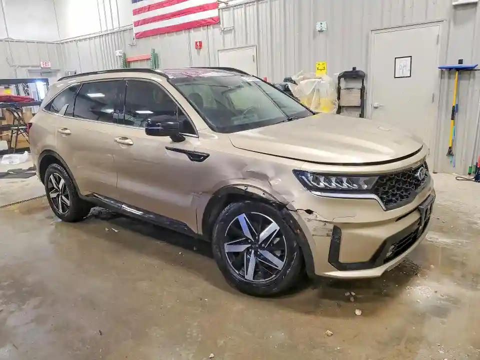 5XYRHDLF9MG028841 2021 KIA SORENTO-3