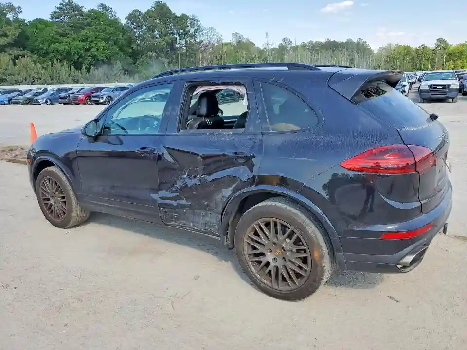 WP1AA2A2XHKA87465 2017 PORSCHE CAYENNE-1