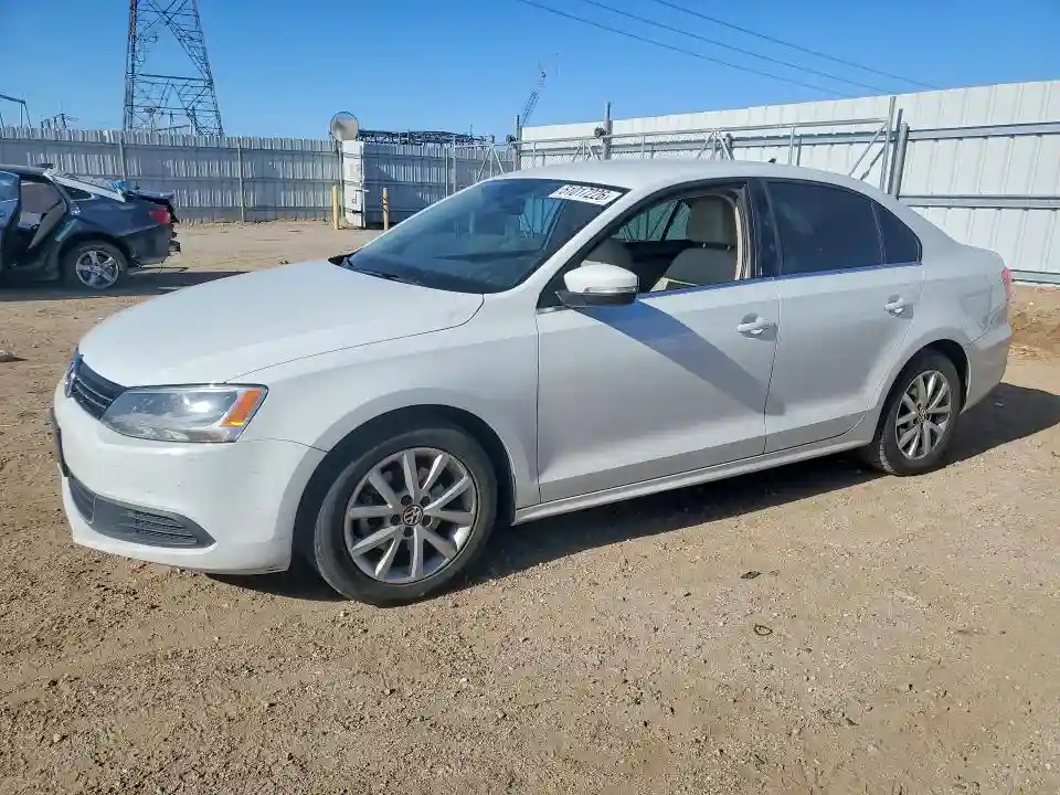 3VWD17AJ4EM406296 2014 VOLKSWAGEN JETTA-0