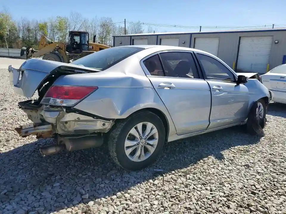 1HGCP2F32AA002741 2010 HONDA ACCORD-2