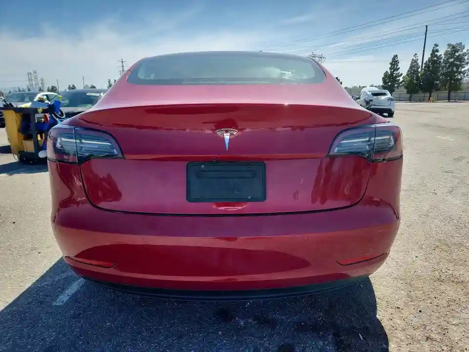 5YJ3E1EA3LF645818 2020 TESLA-5