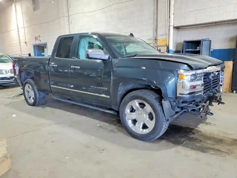 1GCVKSEJ7HZ137490 2017 CHEVROLET SILVERADO-3