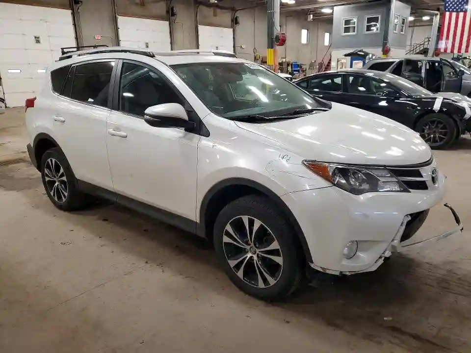2T3DFREV2FW318389 2015 TOYOTA RAV4-3
