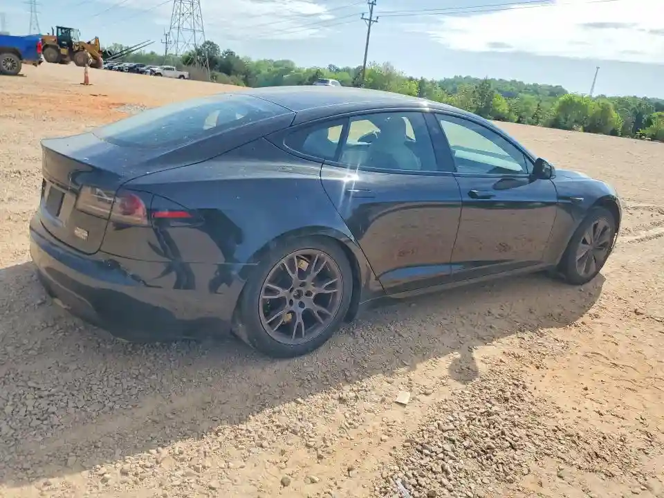 5YJSA1E69NF487121 2022 TESLA MODEL S-2