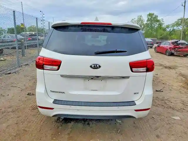KNDMC5C13G6148192 2016 KIA SEDONA-5