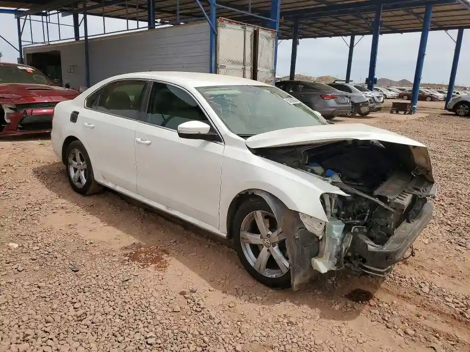 1VWAT7A36FC093365 2015 VOLKSWAGEN PASSAT-3