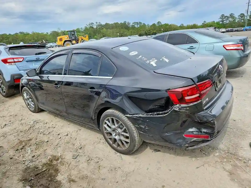 3VW167AJ2HM259887 2017 VOLKSWAGEN JETTA-1