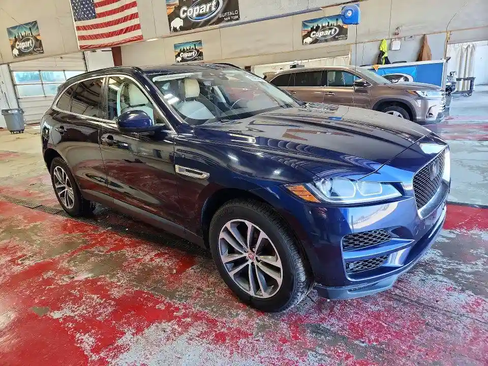 SADCJ2FX9KA359701 2019 JAGUAR F-PACE-3