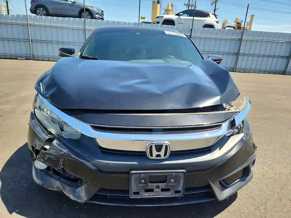 2HGFC3B91HH353788 2017 HONDA CIVIC-4