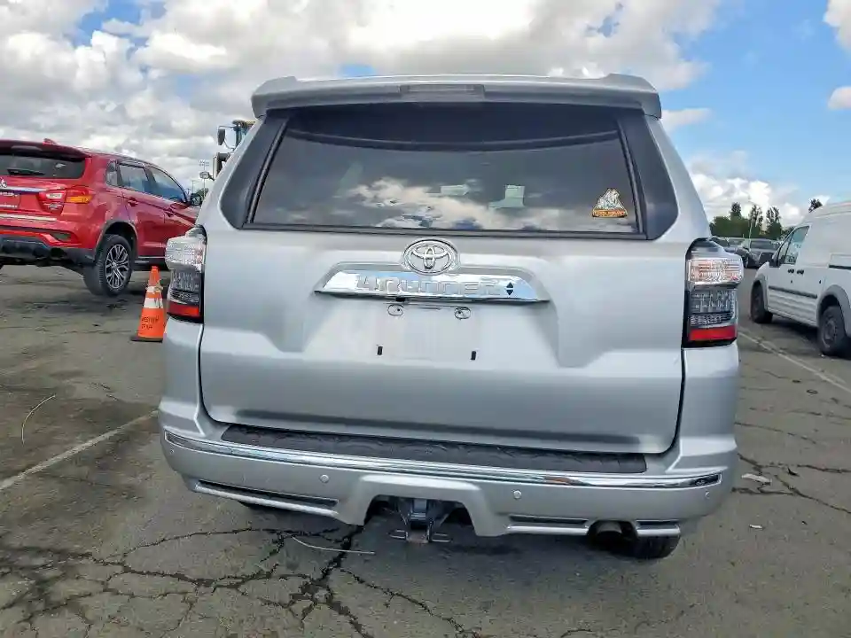 JTEKU5JR0P6099848 2023 TOYOTA 4RUNNER-5