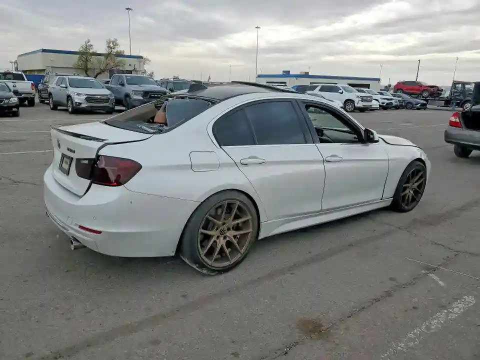 WBA3A9G54FNS66386 2015 BMW 3 SERIES-2