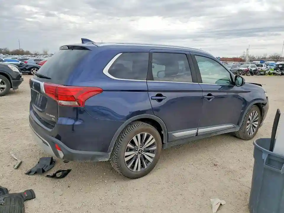 JA4AZ3A3XKZ042589 2019 MITSUBISHI OUTLANDER-2