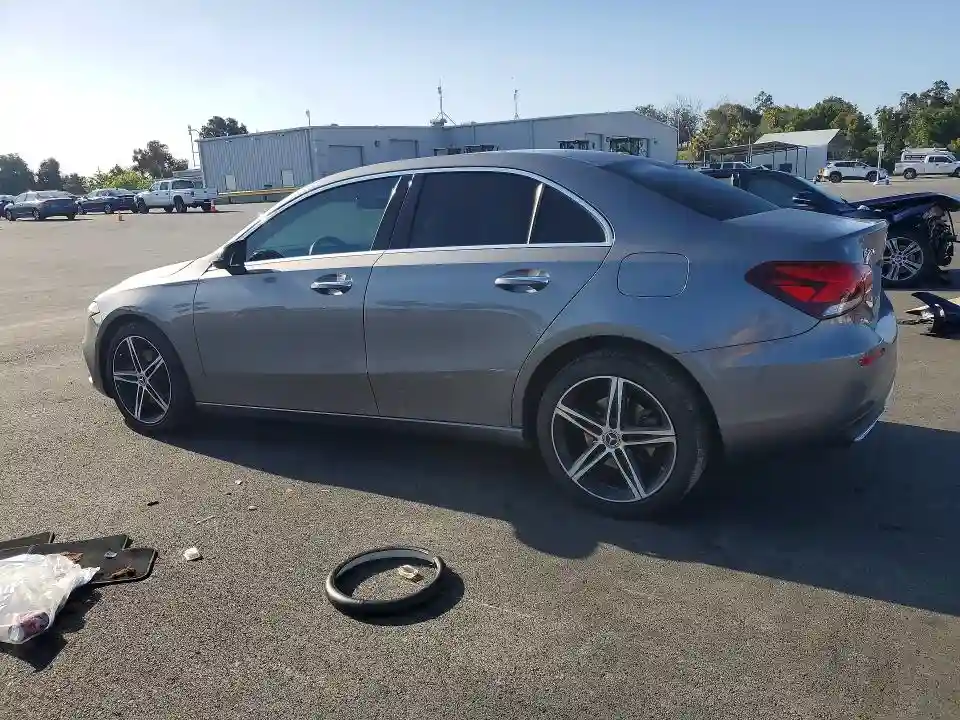 WDD3G4EB1KW029359 2019 MERCEDES-BENZ A-CLASS-1