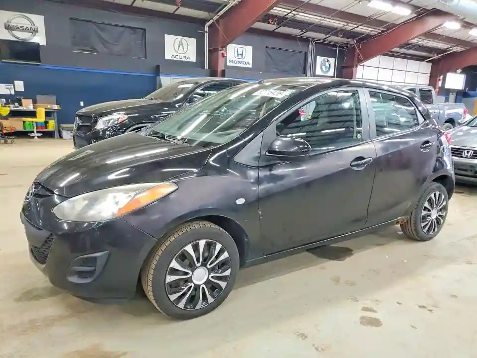 JM1DE1KZ8D0165787 2013 MAZDA 2-0