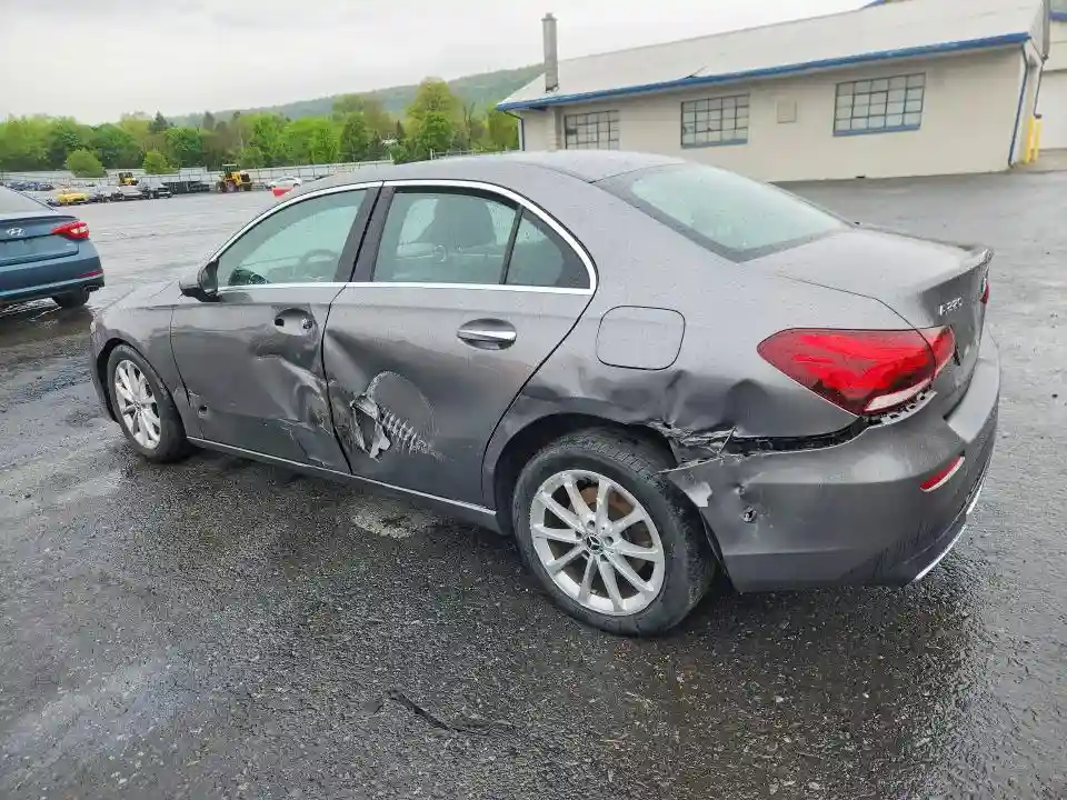 WDD3G4EB1KW022587 2019 MERCEDES-BENZ A-CLASS-1