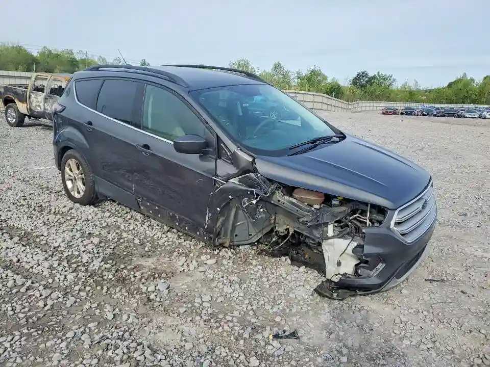 1FMCU0GD3JUB67128 2018 FORD ESCAPE-3