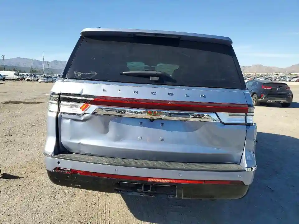 5LMJJ2TG5PEL15856 2023 LINCOLN NAVIGATOR-5
