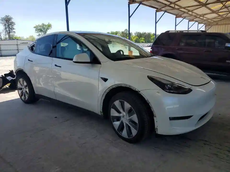 7SAYGDEE6PF636317 2023 TESLA MODEL Y-3
