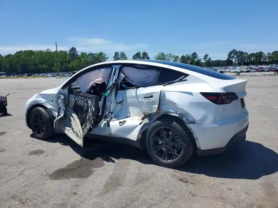7SAYGDED0SA345132 2025 TESLA MODEL Y-1