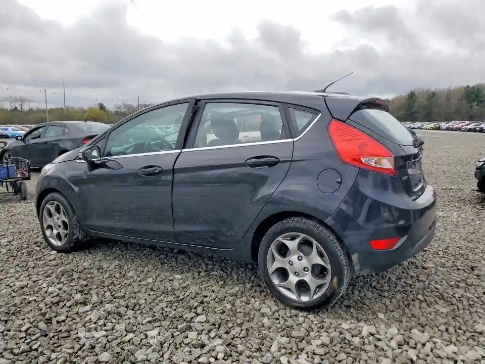 3FADP4FJ5BM124260 2011 FORD FIESTA-1