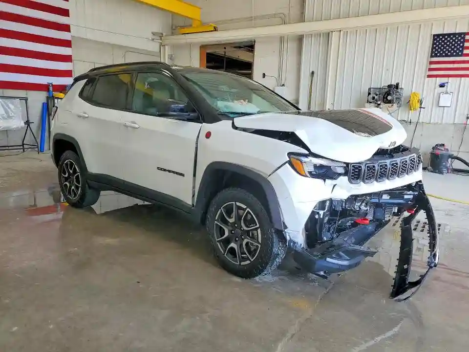 3C4NJDDN0ST559196 2025 JEEP COMPASS-3