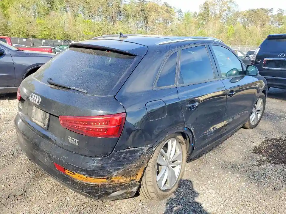 WA1ECCFS6JR002544 2018 AUDI Q3-2