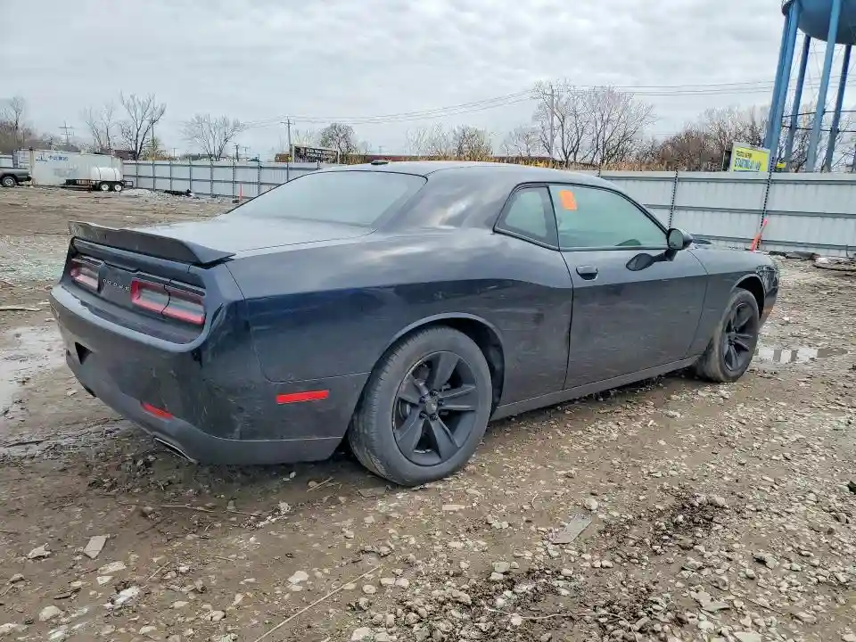 2C3CDZAG0KH587479 2019 DODGE CHALLENGER-2