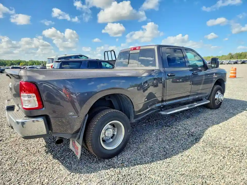 3C63RRGLXRG280629 2024 RAM 3500-2