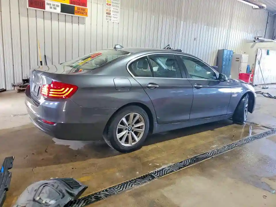 WBA5A7C51GG146716 2016 BMW 5 SERIES-2