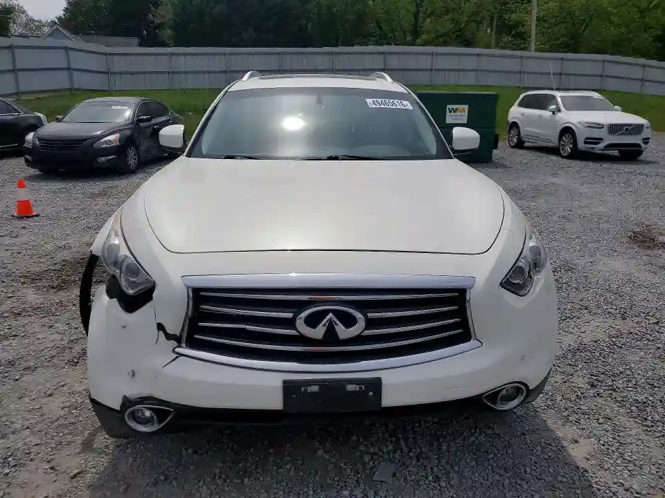 JN8CS1MW0GM752526 2016 INFINITI QX70-4