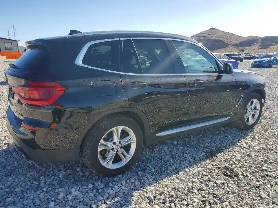 5UXTY3C0XM9H40452 2021 BMW X3-2