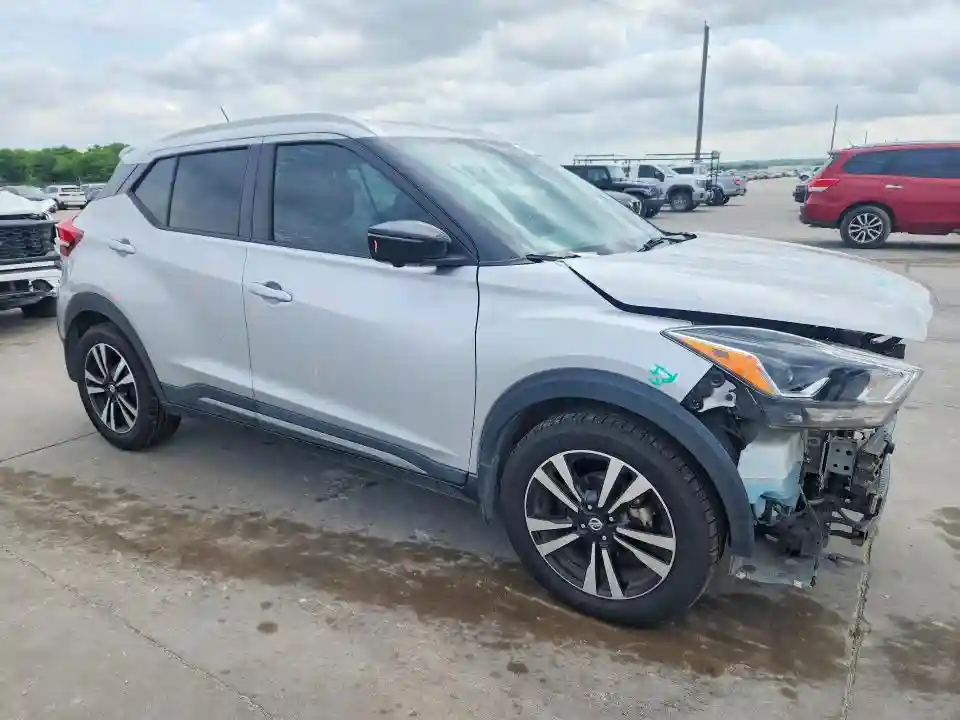 3N1CP5CU6KL527909 2019 NISSAN KICKS-3
