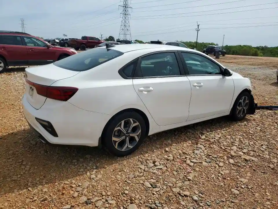 3KPF24AD2ME361319 2021 KIA FORTE-2
