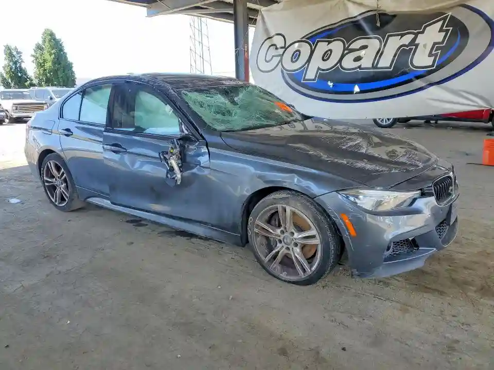 WBA8B9G33HNU55874 2017 BMW 3 SERIES-3