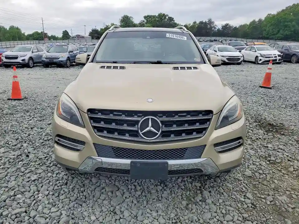 4JGDA2EB4DA200430 2013 MERCEDES-BENZ M-CLASS-4