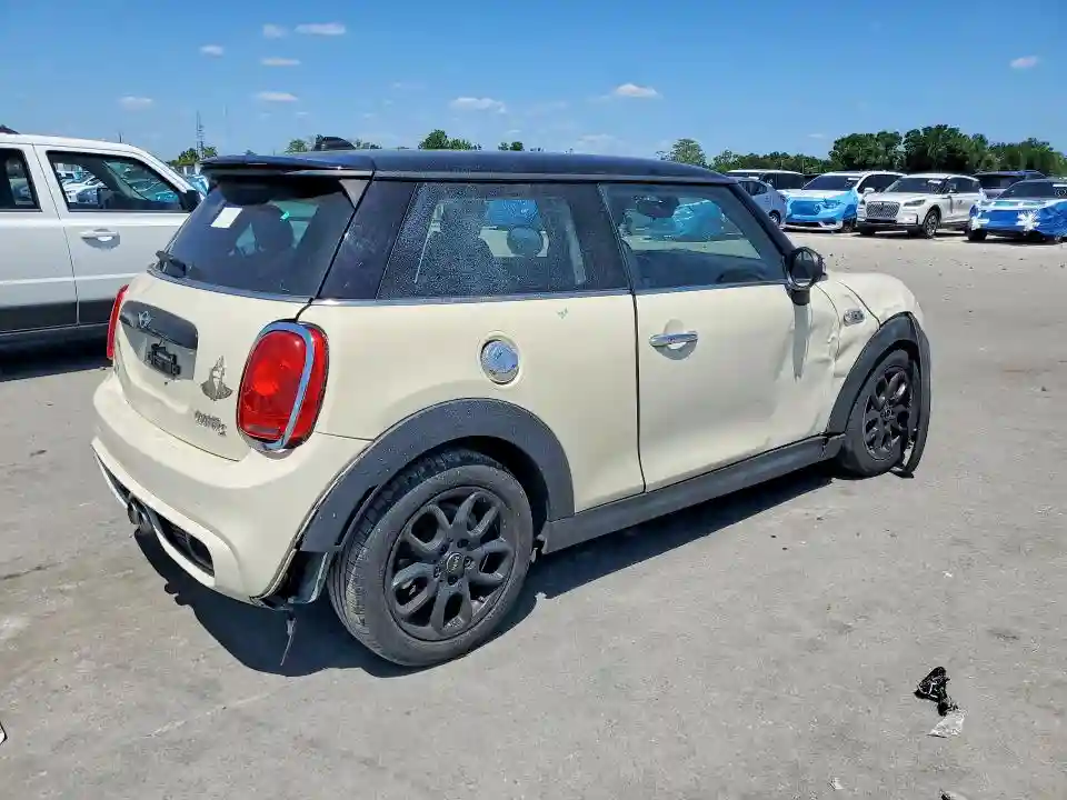 WMWXR5C09L2L33770 2020 MINI COOPER-2
