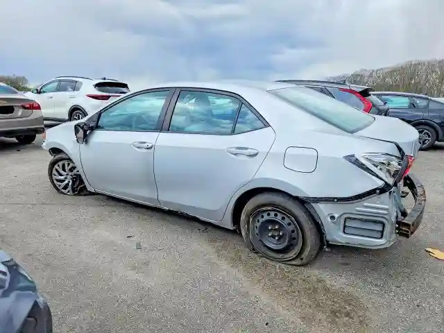 2T1BURHE4JC071047 2018 TOYOTA COROLLA-1