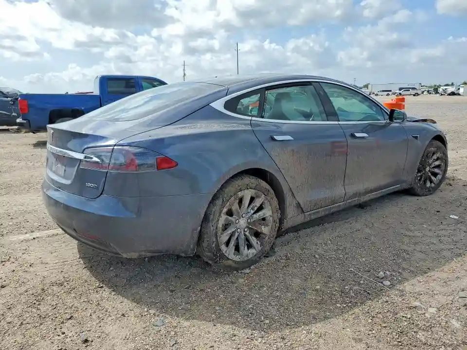 5YJSA1E24KF305589 2019 TESLA MODEL S-2