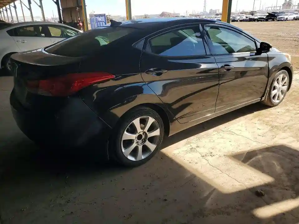 5NPDH4AE2DH396369 2013 HYUNDAI ELANTRA-2