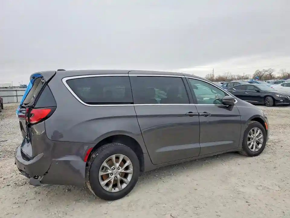 2C4RC3BG1PR546199 2023 CHRYSLER PACIFICA-2