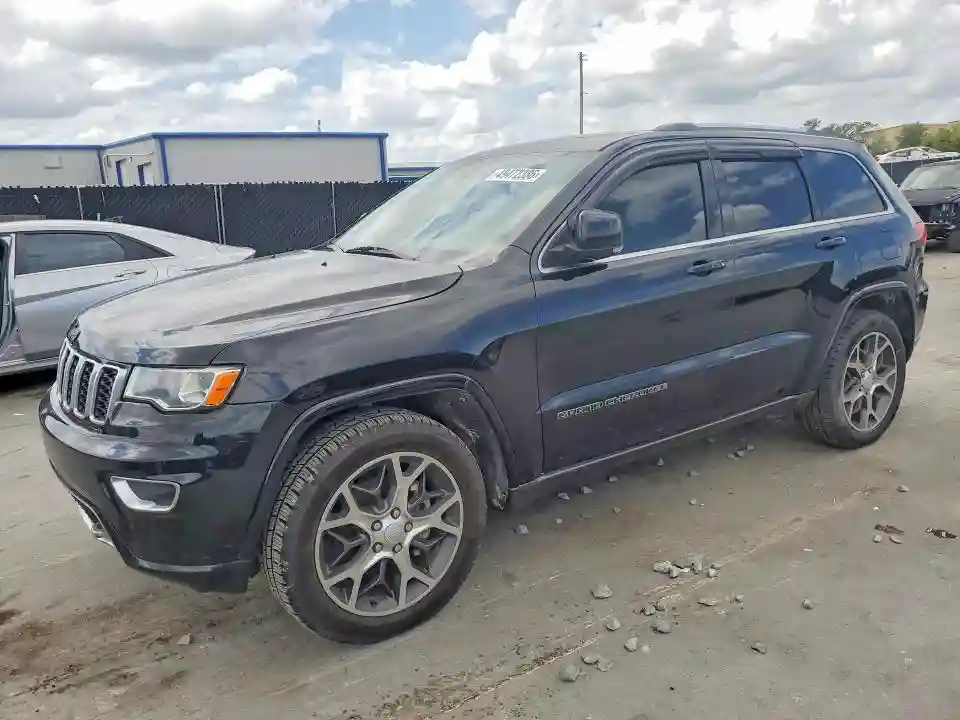 1C4RJEBG6JC275139 2018 JEEP CHEROKEE-0