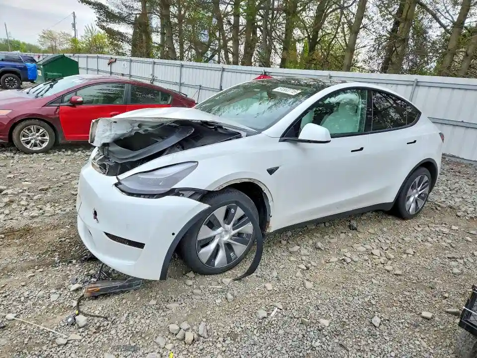 7SAYGDEE5NF563339 2022 TESLA MODEL Y-0