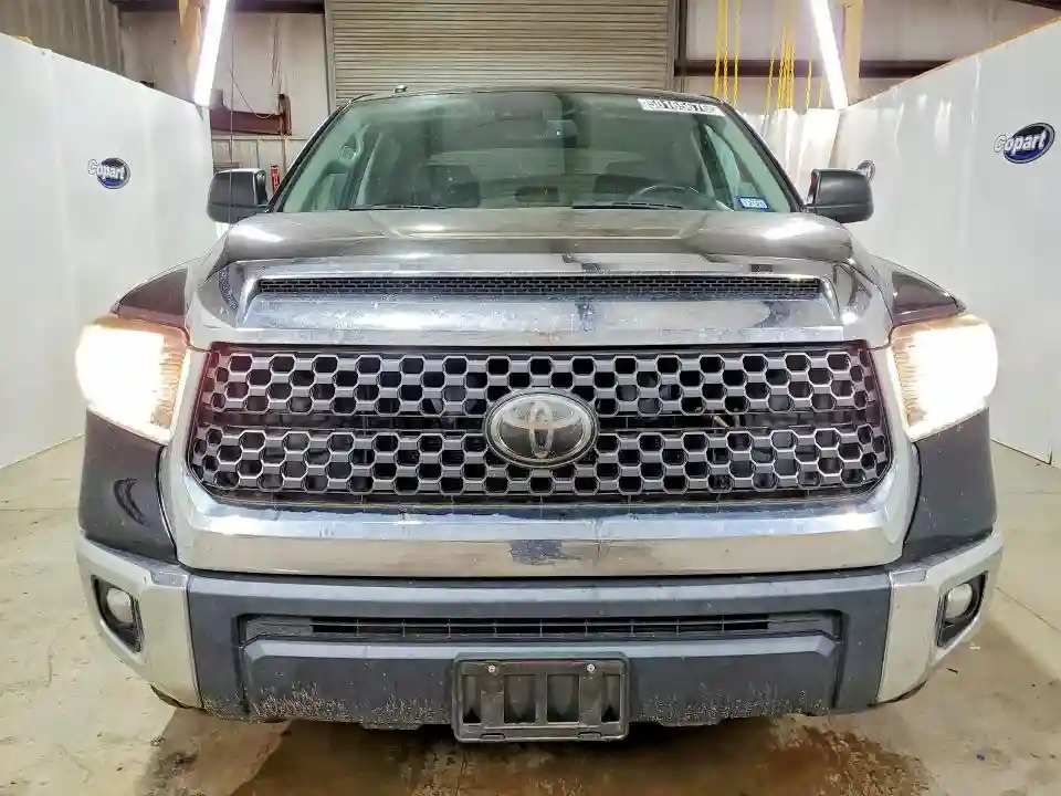 5TFEY5F1XKX249945 2019 TOYOTA TUNDRA-4