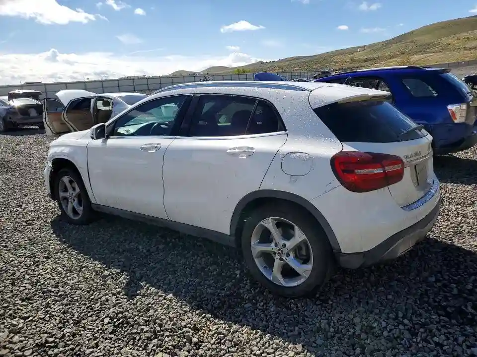 WDCTG4EB1LU025460 2020 MERCEDES-BENZ GLA-CLASS-1