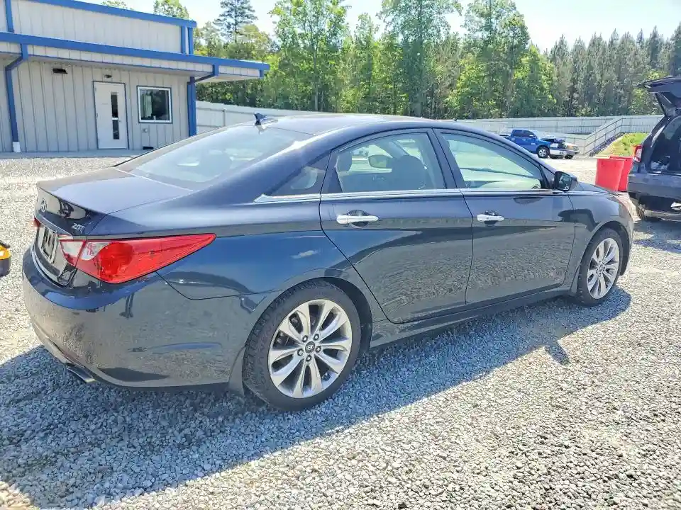 5NPEC4AB8BH189331 2011 HYUNDAI SONATA-2